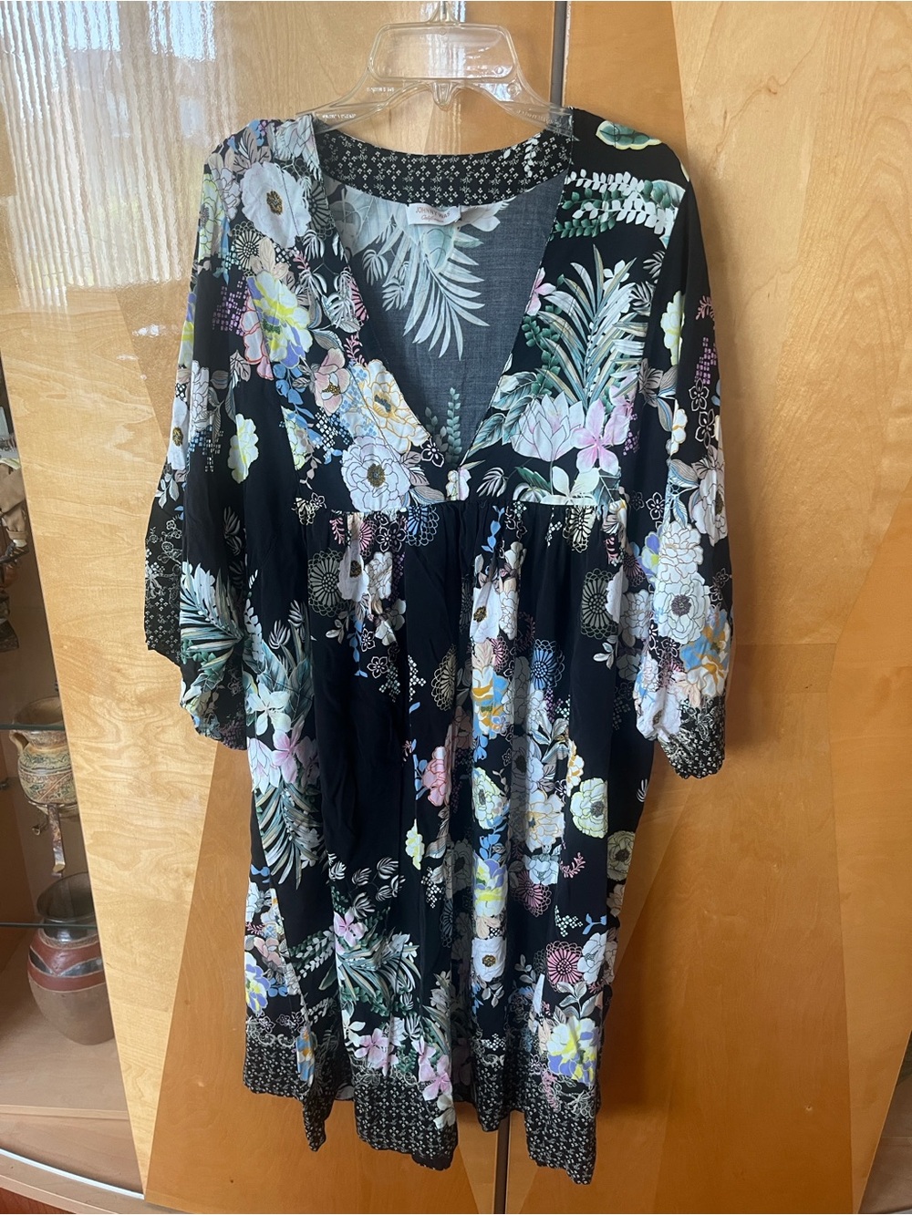 Johnny Was Mila Easy cover up dress - Picture 2 of 6